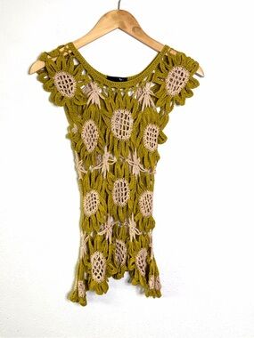 Anthropologie Ryu vintage Y2K Crocheted Floral floral top pullover sweater knit